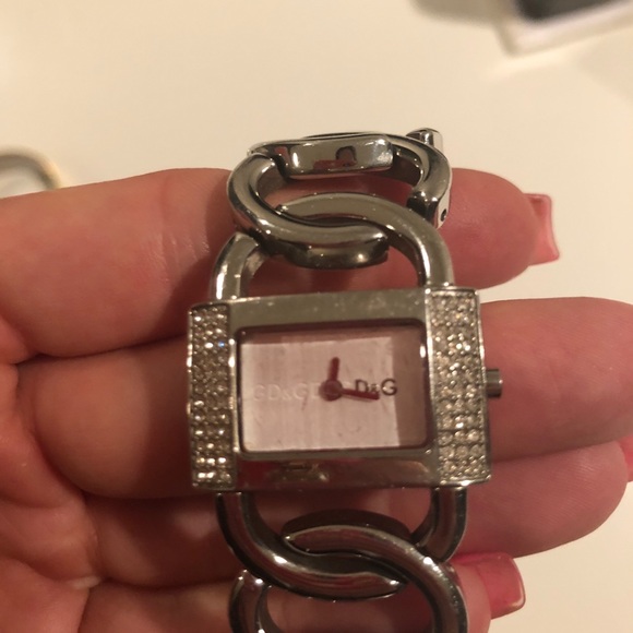 Dolce e Gabbana watch with swarosky